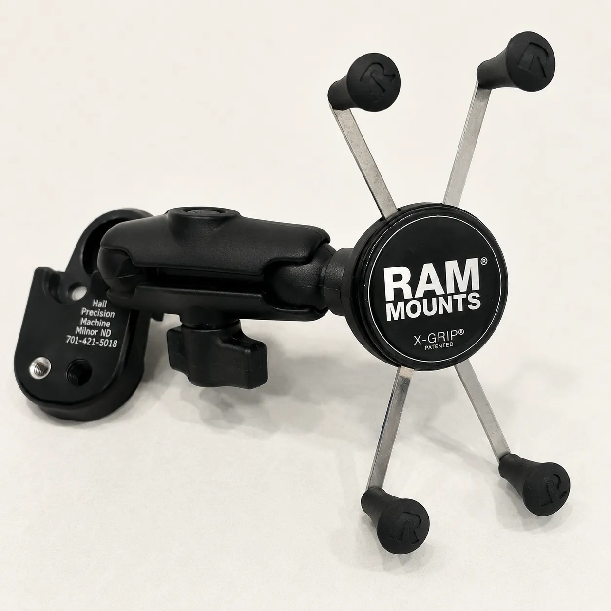 Bobcat-attach-with-Ram-1